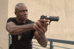 mills with gun screenshot